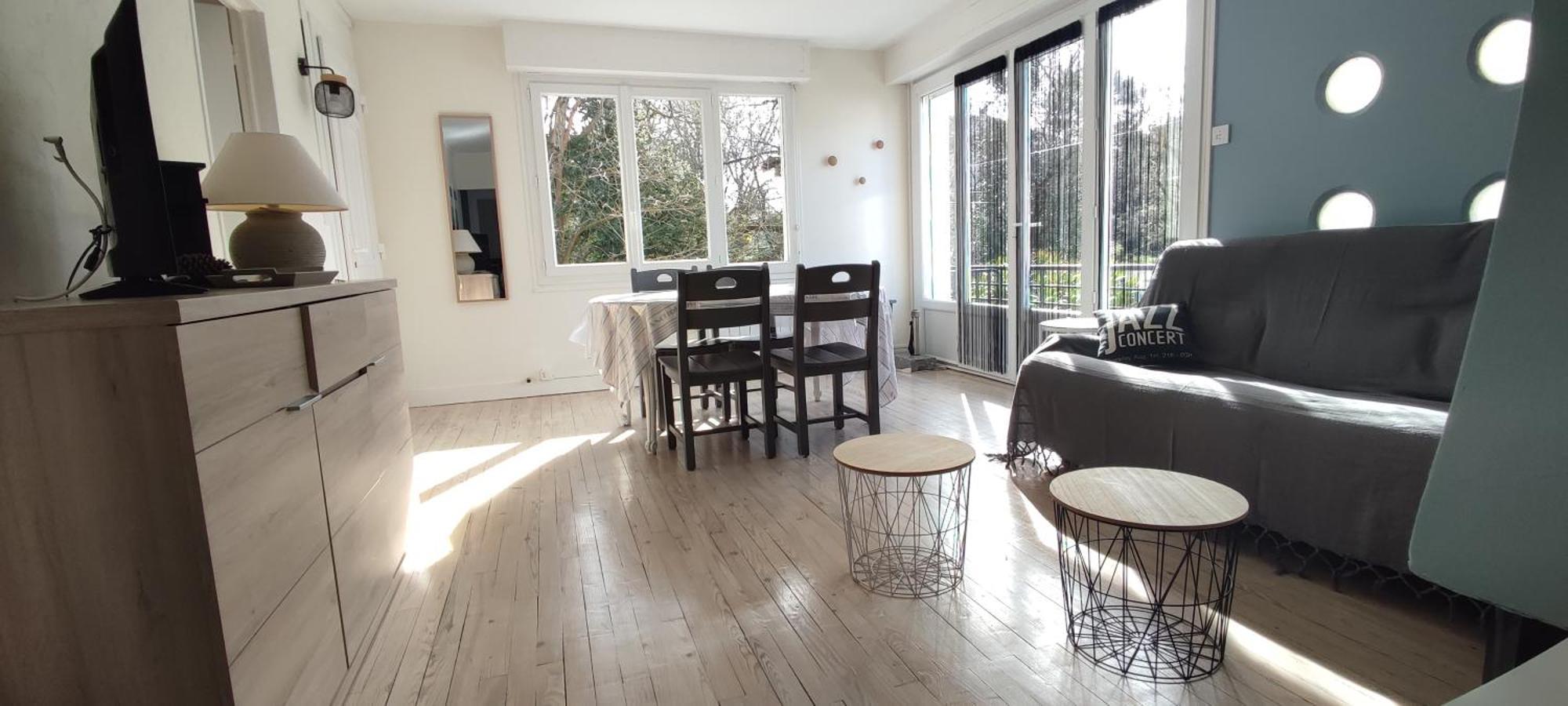 Idealement Situe, Tout A Pied, 60M2 Saint-Georges-de-Didonne Bagian luar foto